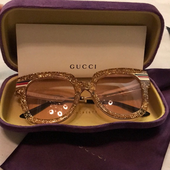 🤩🤩Authentic GUCCI Sunglasses🤩🤩 - Picture 6 of 8